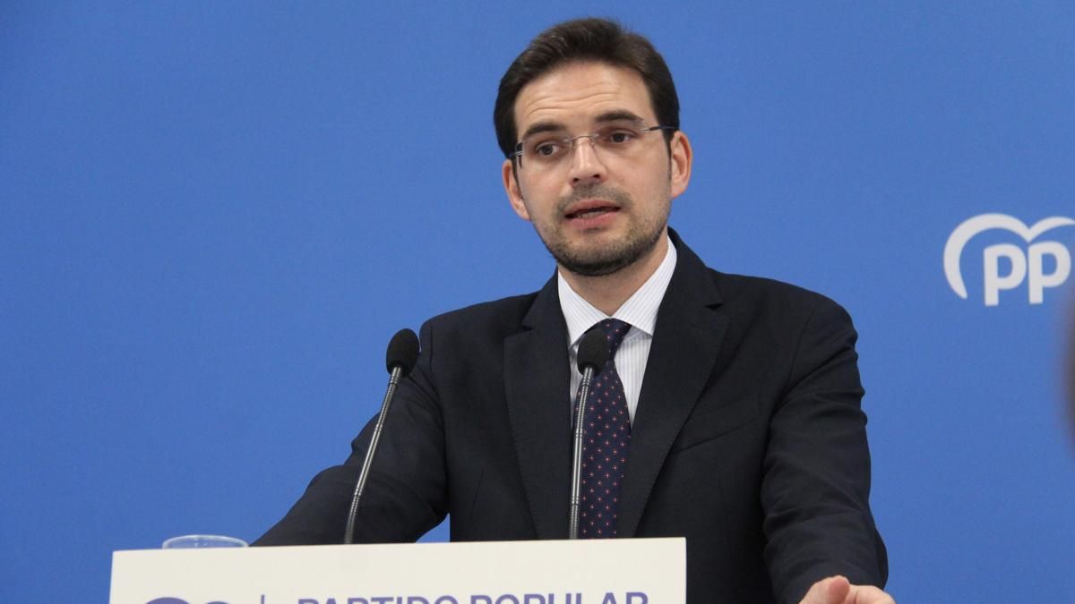 El vicesecretario de Comunicación del Partido Popular de Castilla-La Mancha y portavoz adjunto del Grupo Popular en las Cortes regionales, Santiago Serrano