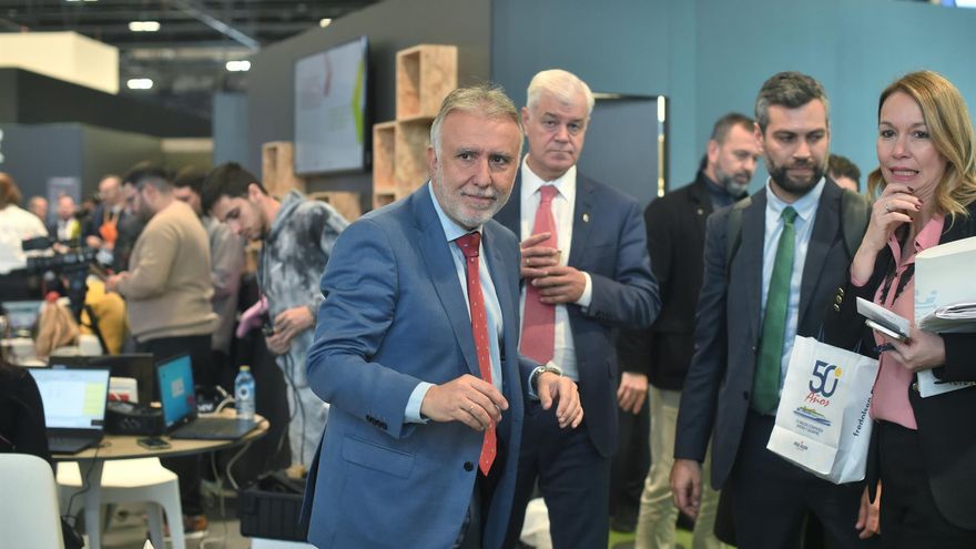 Ángel Víctor Torres anima a subir los salarios en el turismo tras los "datos magníficos" del sector en Canarias