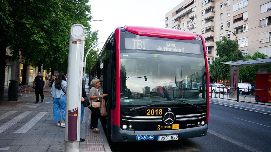 El tranvibús llegará a la Plaza del Duque a partir del 28 de septiembre y obligará a cambios en varias líneas de Tussam
