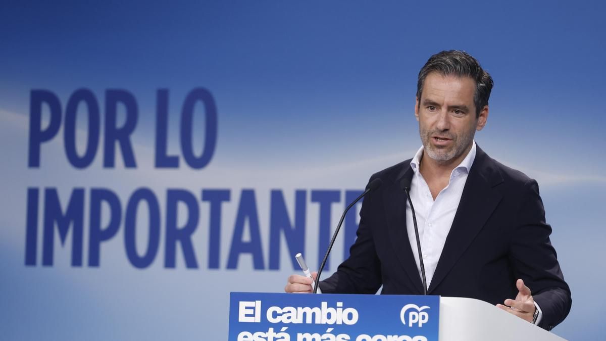 El Gobierno urge a los partidos a que llamen a la calma en Ceuta mientras el PP evita condenar los ataques a migrantes