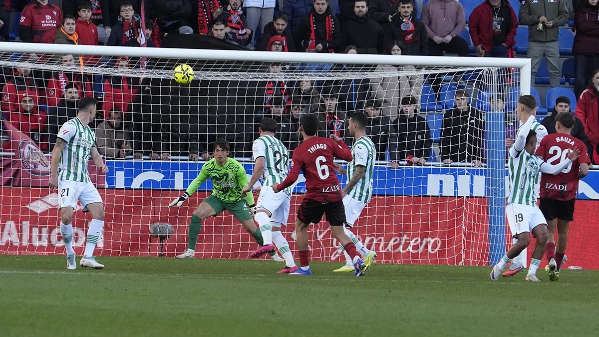 Las imágenes del CD Mirandés - Córdoba CF