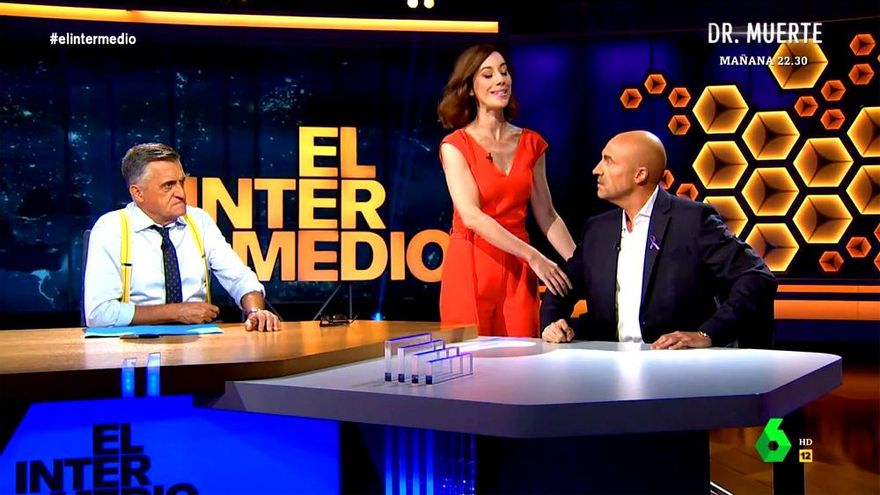 'El Intermedio' echó del plató a su clon de Luis Rubiales: "El ridículo que ha hecho también ha sido mundial"