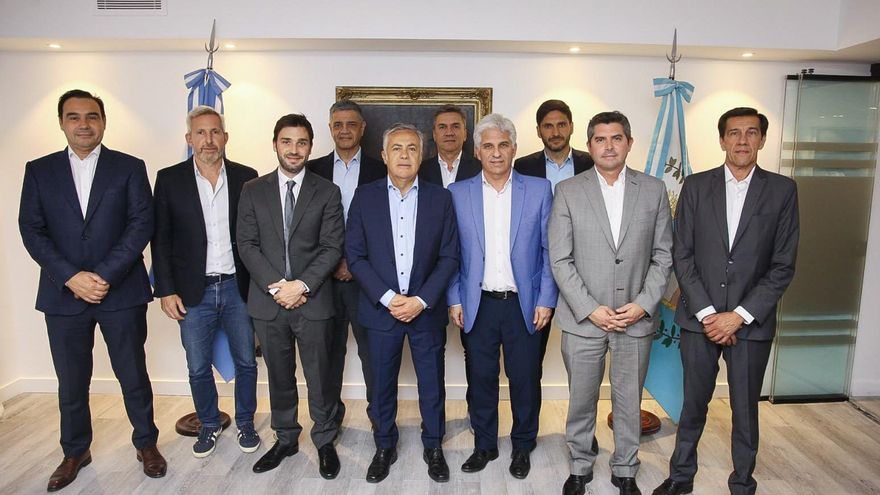Los gobernadores "dialoguistas" se reúnen para evaluar los últimos cambios de la ley ómnibus
