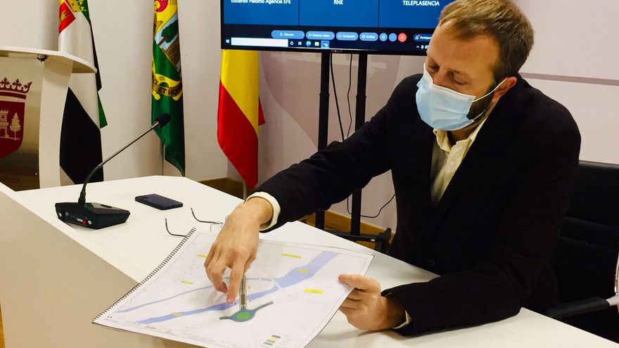 Plasencia da luz verde a otro parque eólico y a una planta fotovoltaica