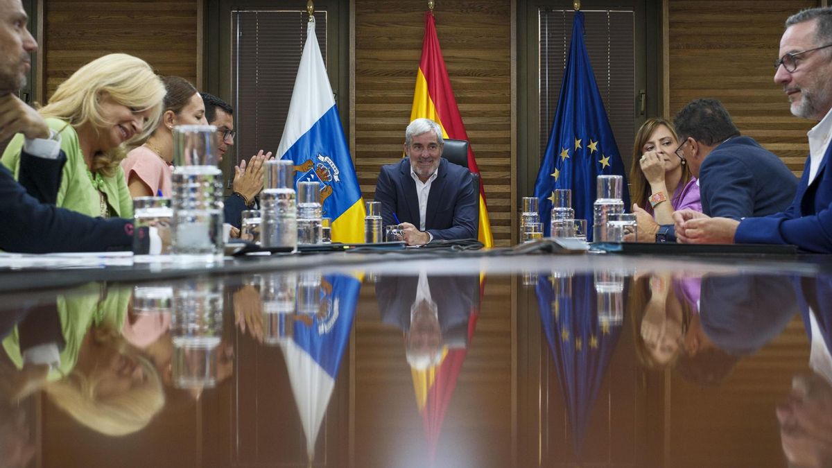 Clavijo, presidiendo la reunión del Consejo de Gobierno de este lunes.