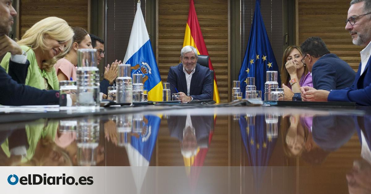 El Gobierno canario, del que forma parte el PP, pide que se active el artículo 35 de la Ley de Extranjería
