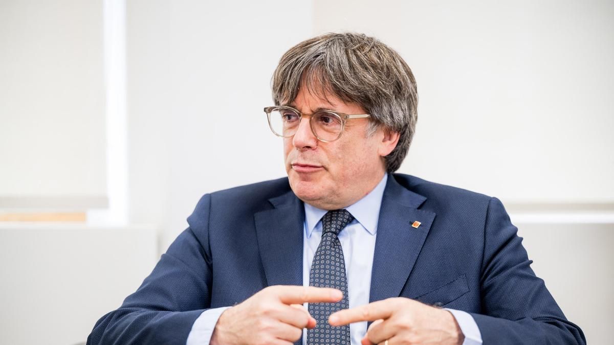 El Constitucional admite a trámite el recurso con el que Puigdemont pide ser amnistiado y poder volver a España