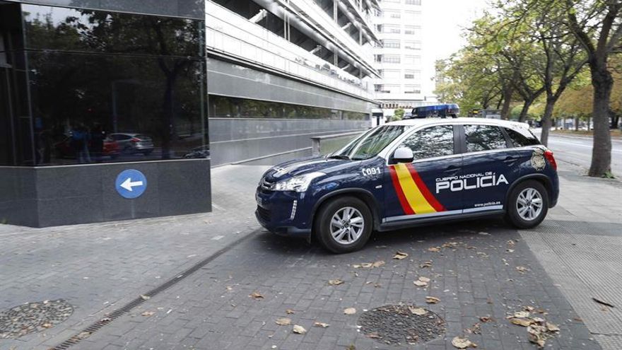 Ordenan el ingreso en prisión del acusado de asesinar a su mujer en Álava