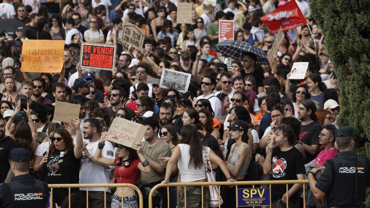 El final de la manifestación en València por la vivienda.