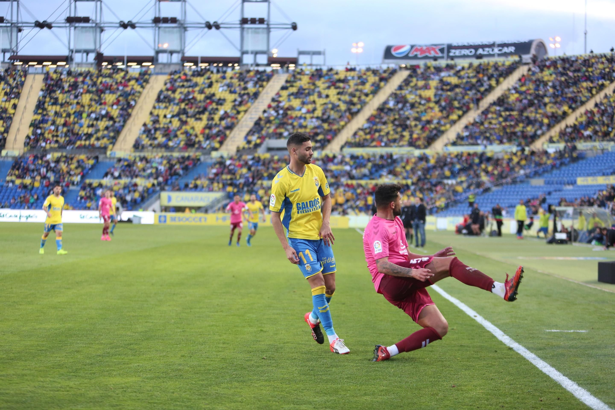 Partido entre Las Palmas y el CD Tenerife.