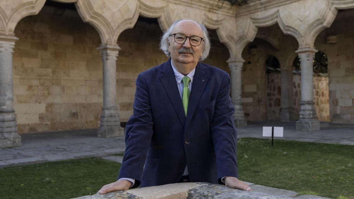 Antonio Colinas es poeta.