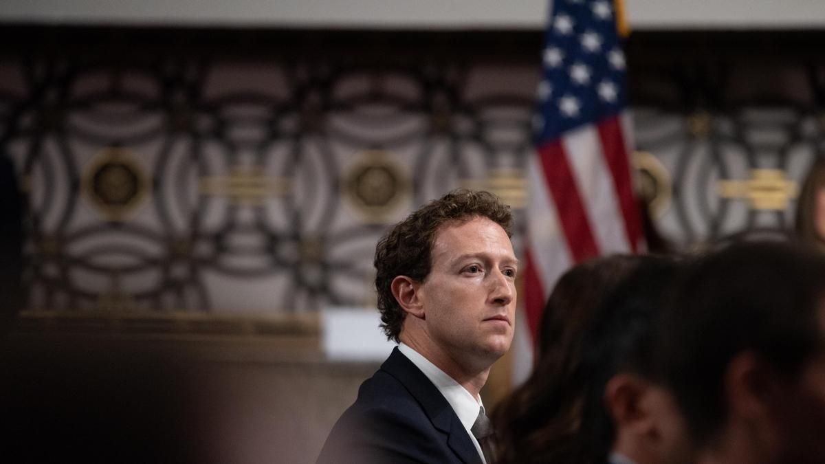 El fundador de Meta, Mark Zuckerberg, durante su comparecencia ante la Comisión de Justicia del Senado en 2024.