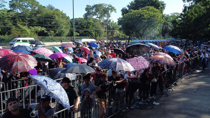 Las peticiones de refugio en México se disparan un 30 % a un récord de 112.960