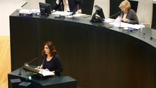 Manuela Carmena crea una concejalía de Igualdad para Celia Mayer tras su cese en Cultura