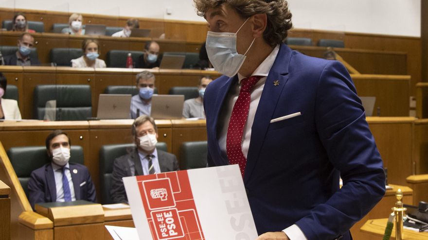 Los socios socialistas avisan a Urkullu: "Nuestra referencia nunca va a ser el siglo XIX. Nuestra referencia siempre será el XXI"