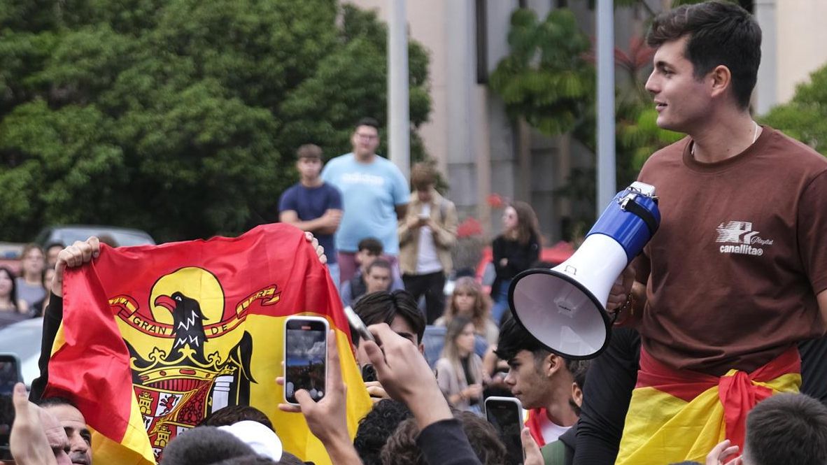 Los expedientes por los actos del agitador ultra Vito Quiles en Canarias siguen en trámite más de un mes después