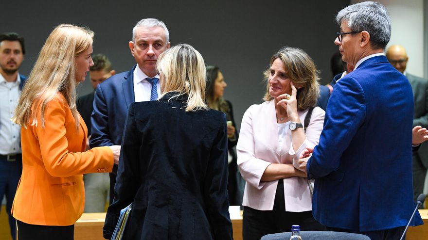 España muestra su "decepción" con la Comisión Europea por "mirar a otro lado" con el tope al precio del gas importado