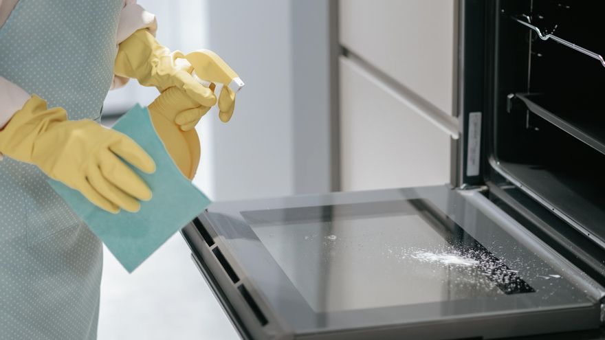 Cómo limpiar el doble cristal del horno sin tener que desmontarlo