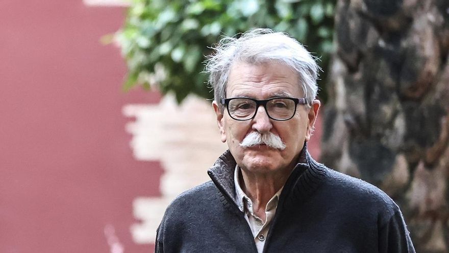 El fundador de 'Al Tall', después de que PP y Vox le quiten su nombre al Auditori de Torrent: “El morro de Franco vuelve a asomar”