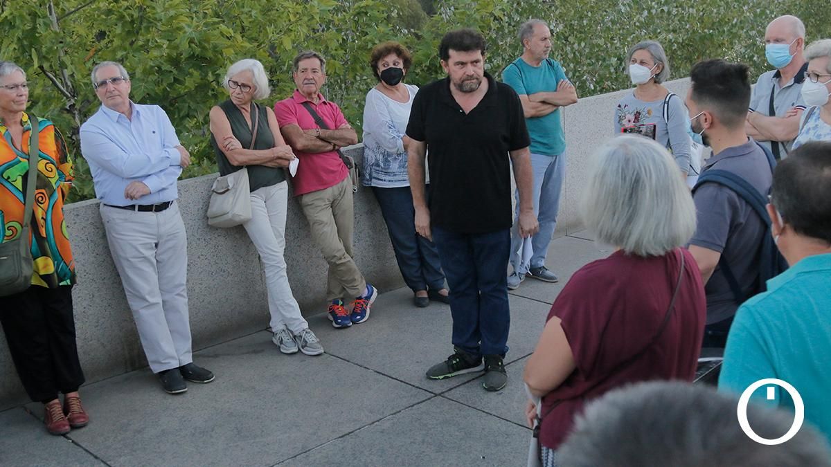 'Paseo crítico' de la plataforma 'Por un Río Vivo' por el Guadalquivir