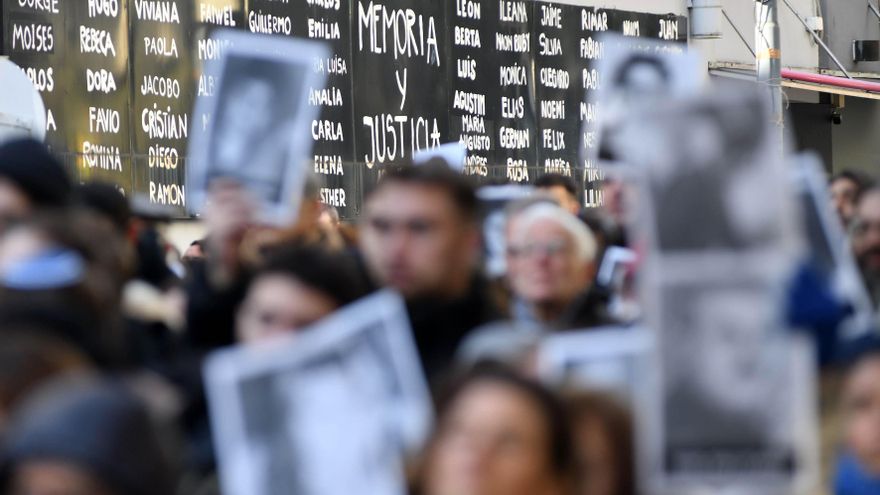 A 29 años del atentado a la AMIA: una investigación infructuosa, el reconocimeinto internacional y detenciones imposibles