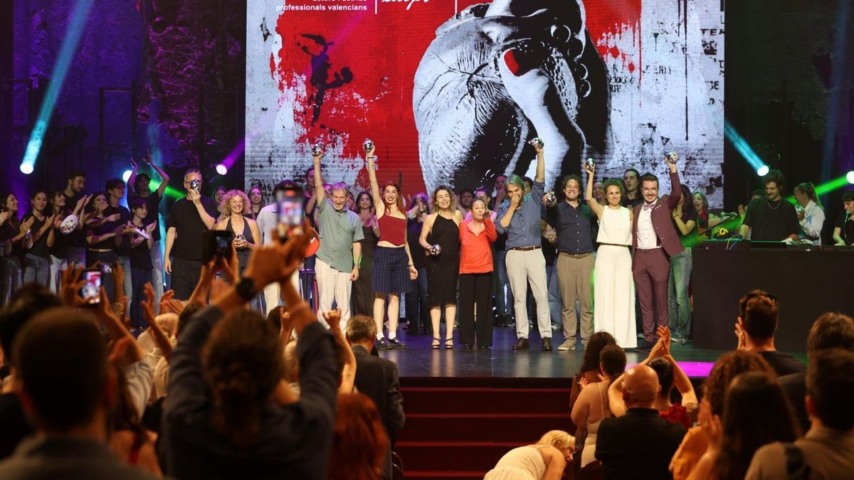 La gala dels actors i actrius valencians es converteix en un clam contra el Consell: "Ja n'hi ha prou de silenciar-nos"