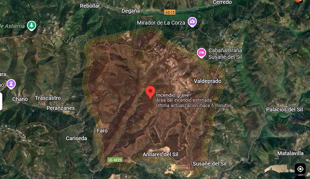 Imagen de satélite de Google Maps del incendio que amenaza el Valle de Fornela