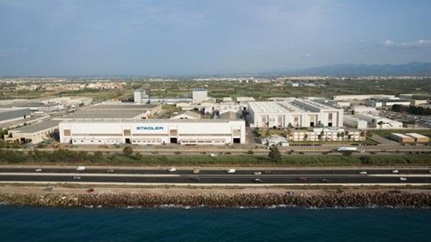 La planta valenciana de Stadler construirá 59 trenes para Renfe por alrededor de 1.000 millones de euros