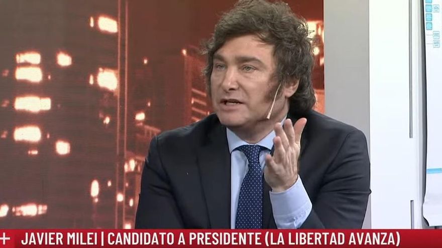 Milei promete reducir ministerios, terminar "con los intermediarios en los planes sociales" y cárcel "a los que tiren piedras"