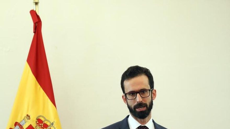 Fotografía de archivo, fechada el 20 de febrero del 2020, del Consejero Económico y Comercial, Álvaro Pastor Escribano, durante una rueda de prensa en la Ciudad de México (México).