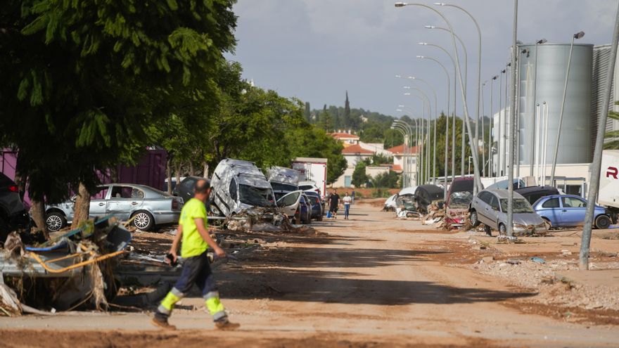 Mazón subraya que las tareas de limpieza y rehabilitación en áreas industriales tras la DANA "están finalizadas al 100%"