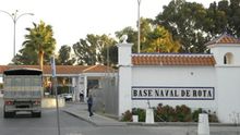 Entra de la Base Naval por la población de Rota (Cádiz).