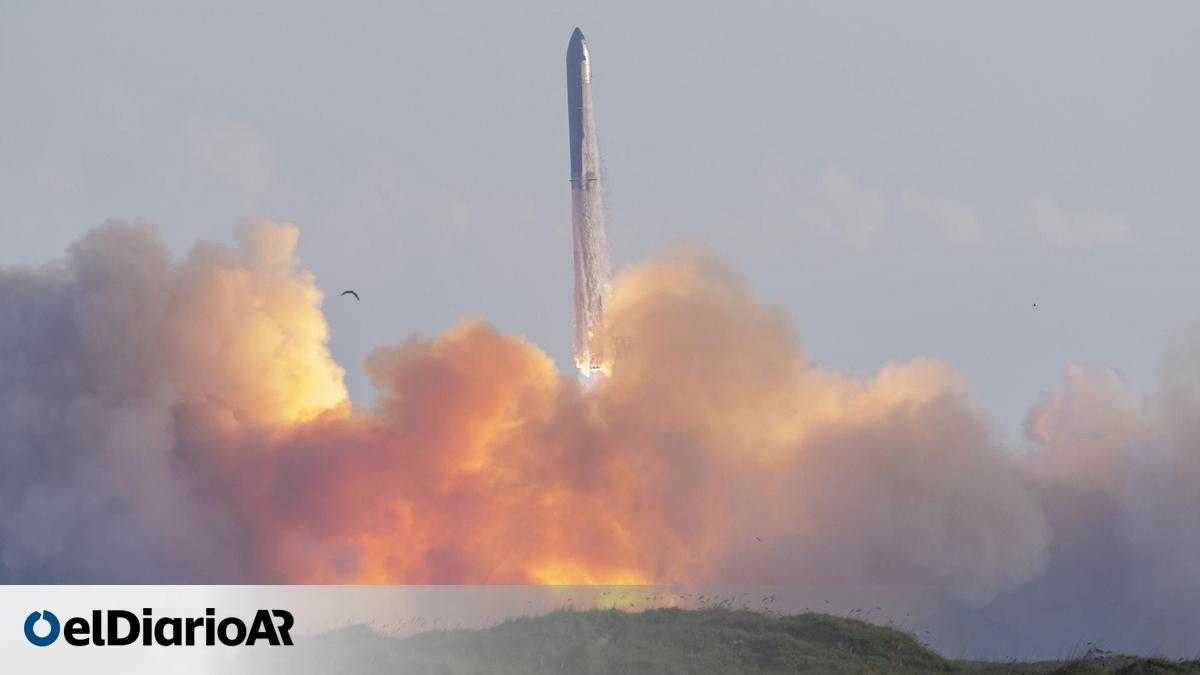 El plan de Elon Musk para llegar a Marte que amenaza las aguas de Hawái