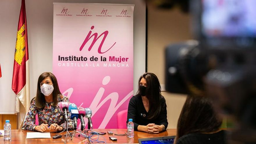 Pilar Callado y Concha Carrasco