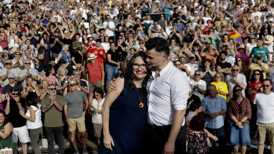 Oltra se da su primer baño de masas como candidata a alcaldesa: “Si Nueva York puede, València también”