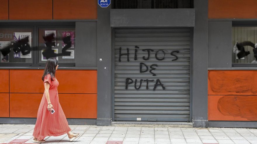 El PSOE denuncia un nuevo ataque a su sede de León y exige al PP una condena firme