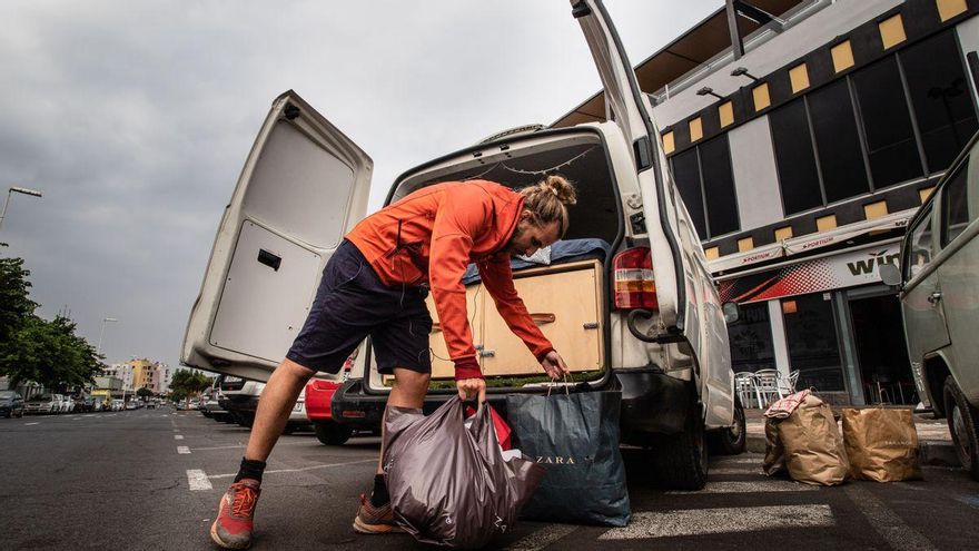 Los Llanos de Aridane comienza a abonar a las familias afectadas por el volcán el dinero de las donaciones