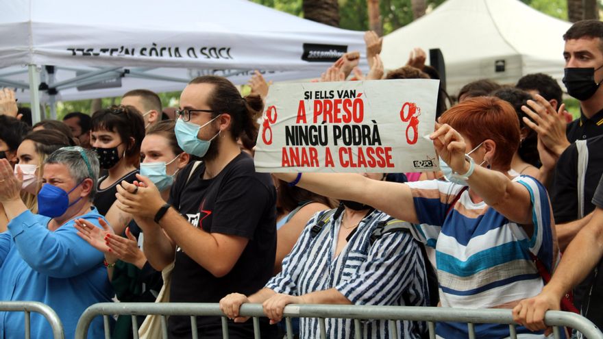 Los Mossos admiten que guardan un archivo de imágenes para identificar a estudiantes en protestas