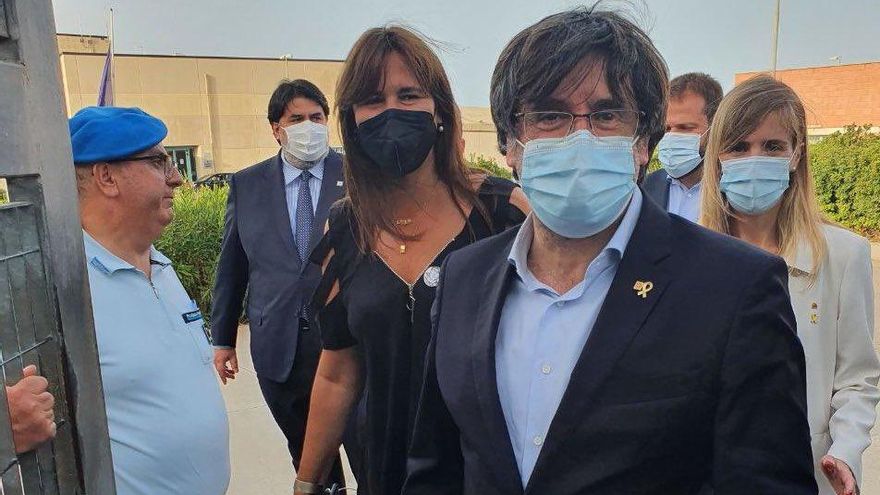 Los jueces italianos dejaron a Puigdemont en libertad y lo llamaron a declarar el 4 de octubre