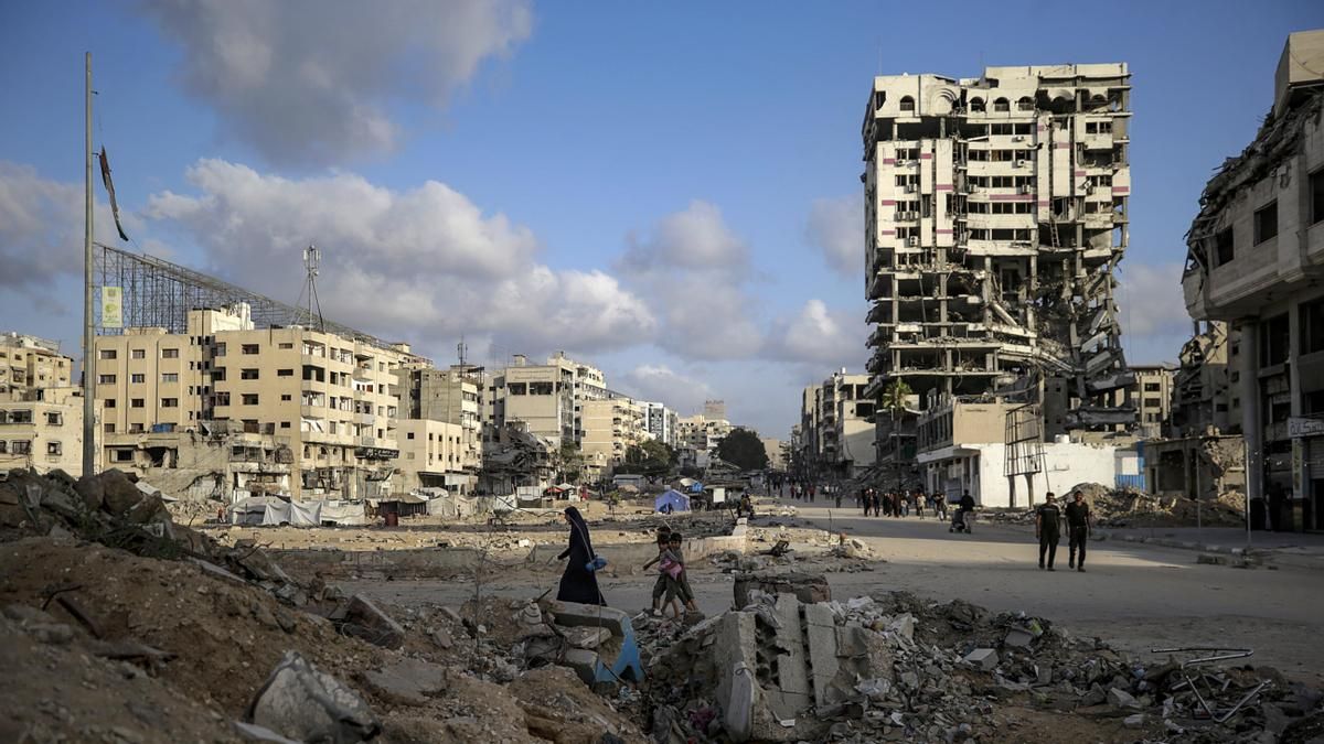 Israel y Hamás se citan para negociar en Egipto mientras siguen los bombardeos en Gaza pese a las peticiones de Trump