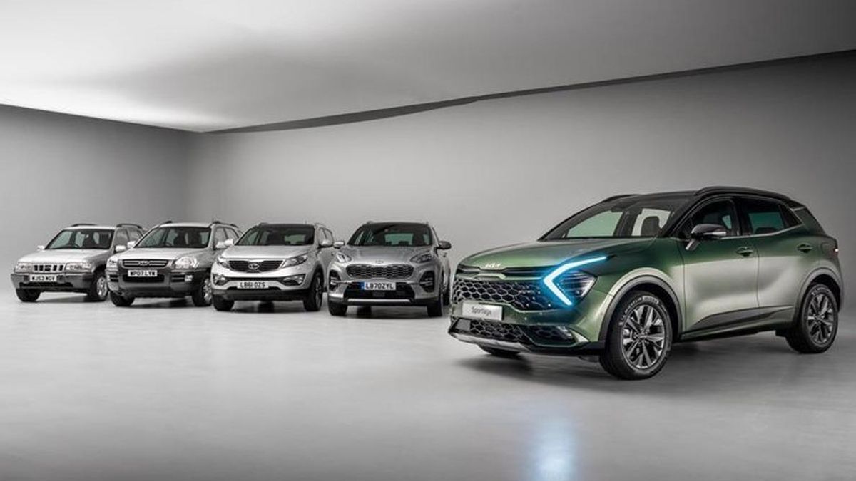 Las cinco generaciones del Kia Sportage, el modelo más exitoso de la marca desde 2015.