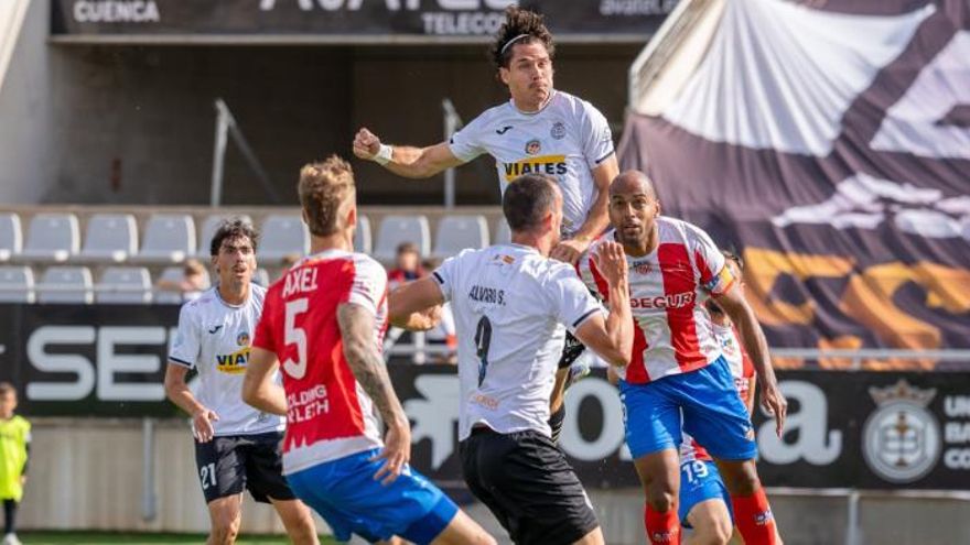 Un futbolista denuncia insultos homófobos y machistas durante un partido en Cuenca: “No normalicemos esto”