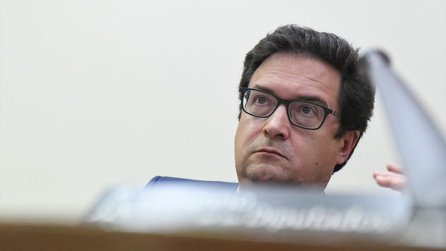 Óscar López, de jefe de gabinete a ministro tras volver a la primera línea de Sánchez