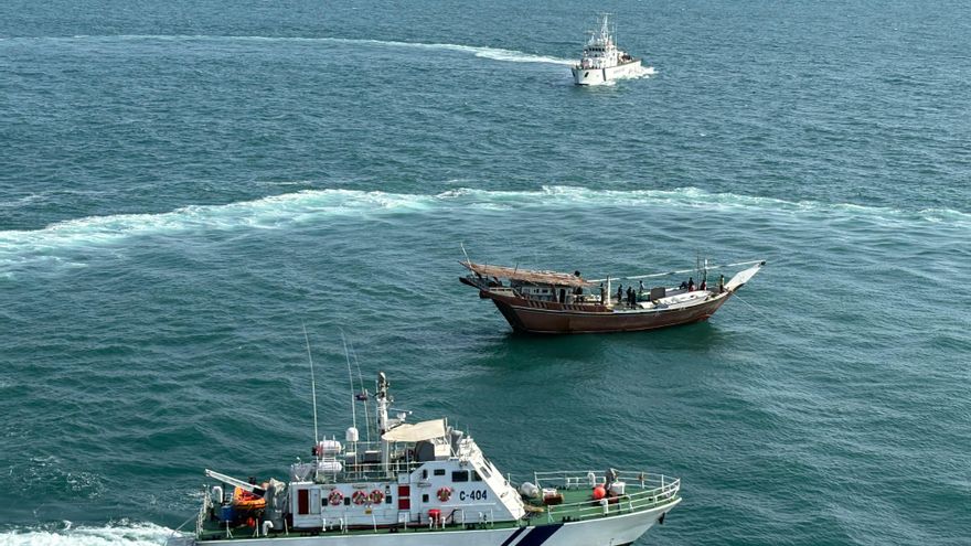 Pescadores indios explotados en Irán roban el barco de su empleador para volver a su país