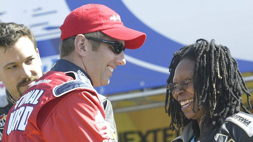 Varios muertos deja accidente de avión del expiloto de NASCAR Greg Biffle en EEUU, según medios