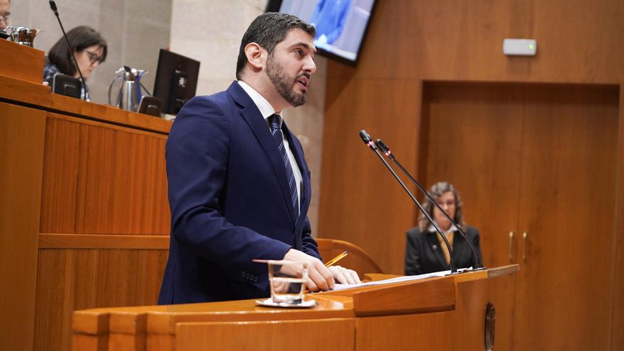Archivo - El portavoz de VOX en las Cortes de Aragón, Alejandro Nolasco.