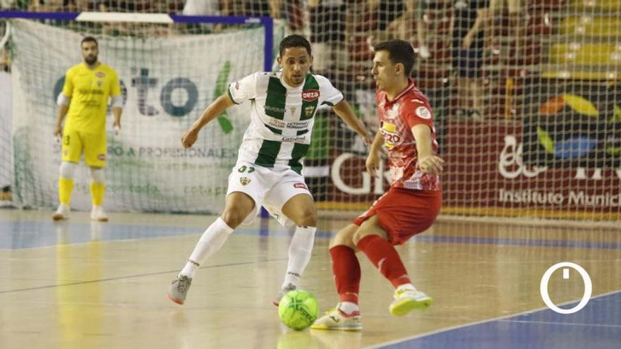 Caio César defiende ante ElPozo Murcia