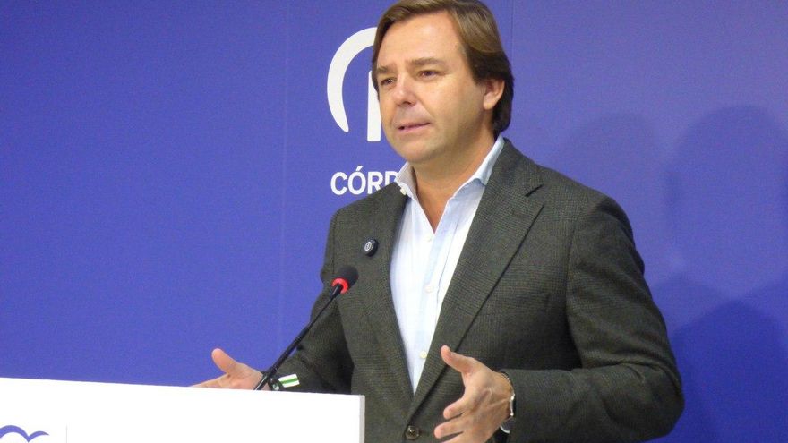 O Partido Popular da Andaluzia confirma a destituição do presidente da Câmara de Algeciras, acusado de abusos, mas não especifica se abre uma investigação interna