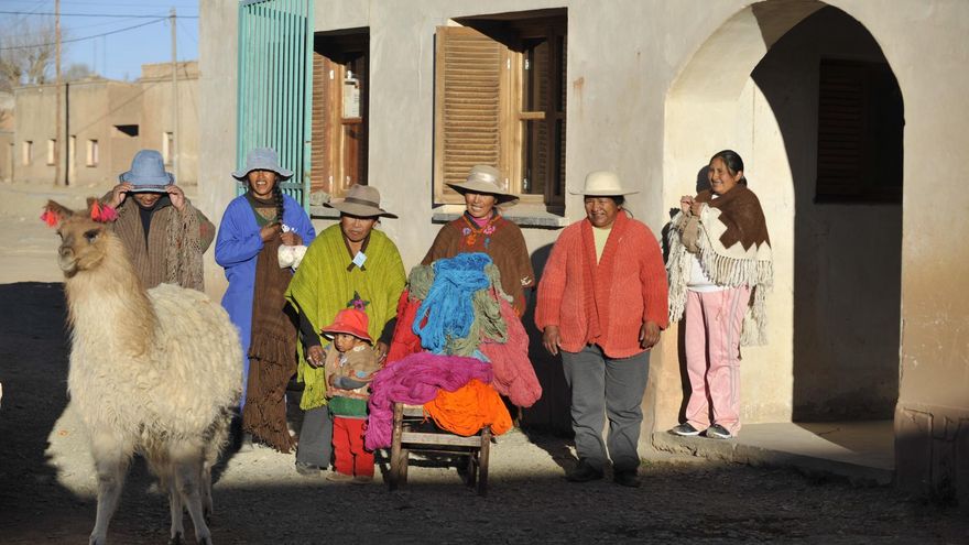 Las tejedoras de la cooperativa PUNHA, en Abra Pampa