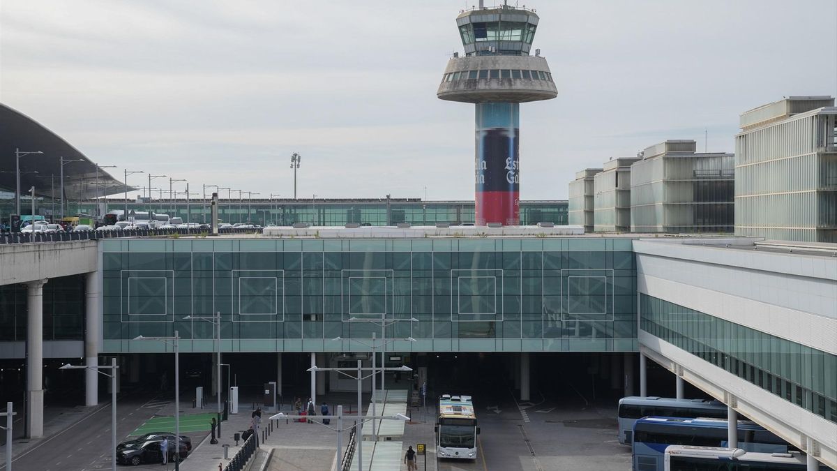Un avión comercial procedente de Estambul aterriza de emergencia en Barcelona tras detectar una amenaza